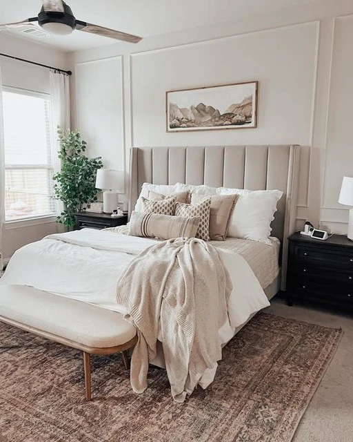 Topanga Grey California King Velvet Upholstered Panel Bed 11 Topanga Grey California King Velvet Upholstered Panel Bed - Image 9